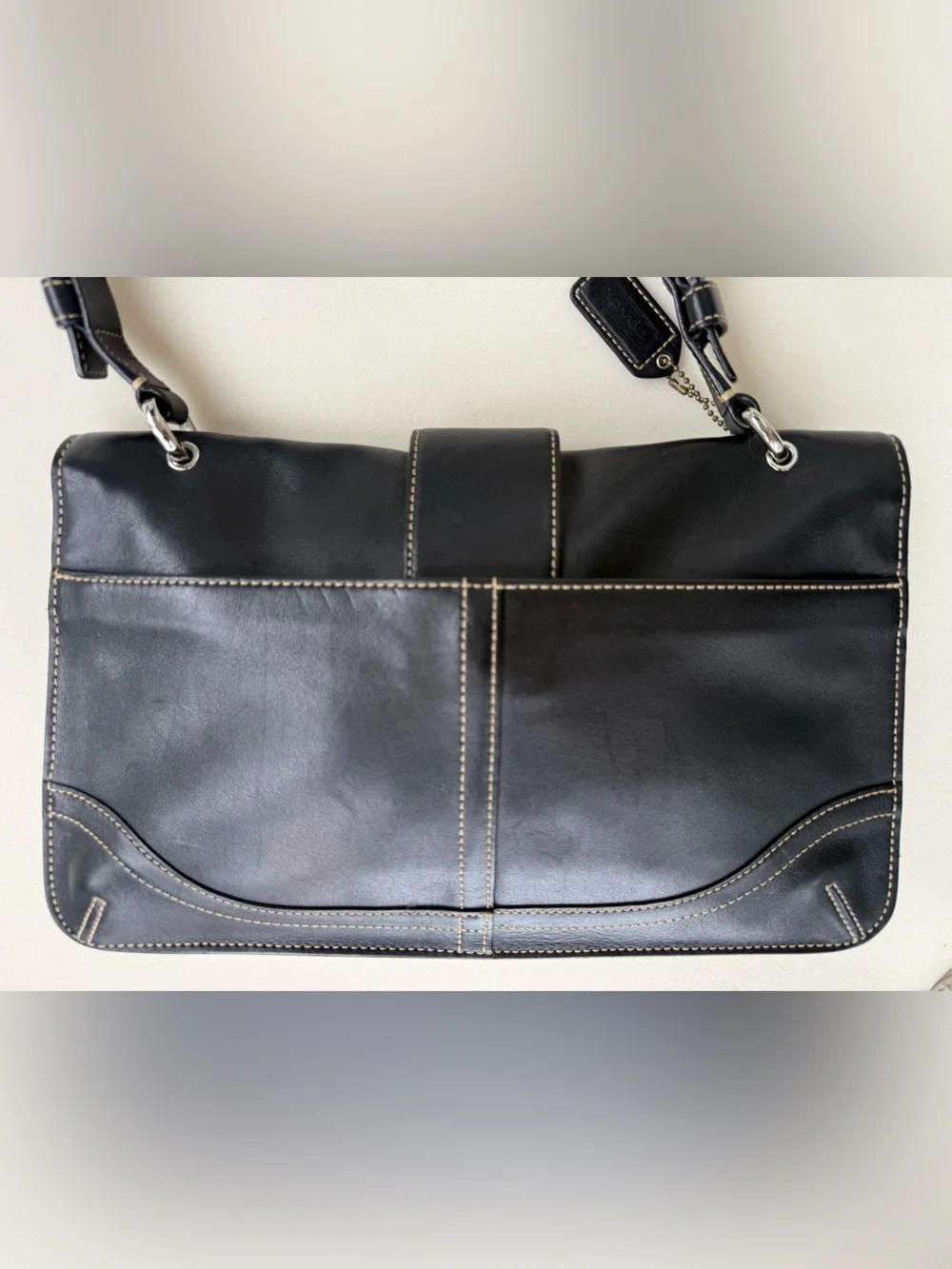 Vintage Coach 9741 Black Leather Shoulder Bag Purse Contrast Stitching